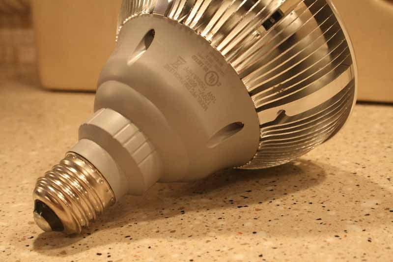cyron+lamp+rear