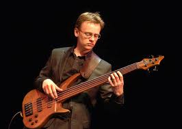 eletric+bass+player.jpg