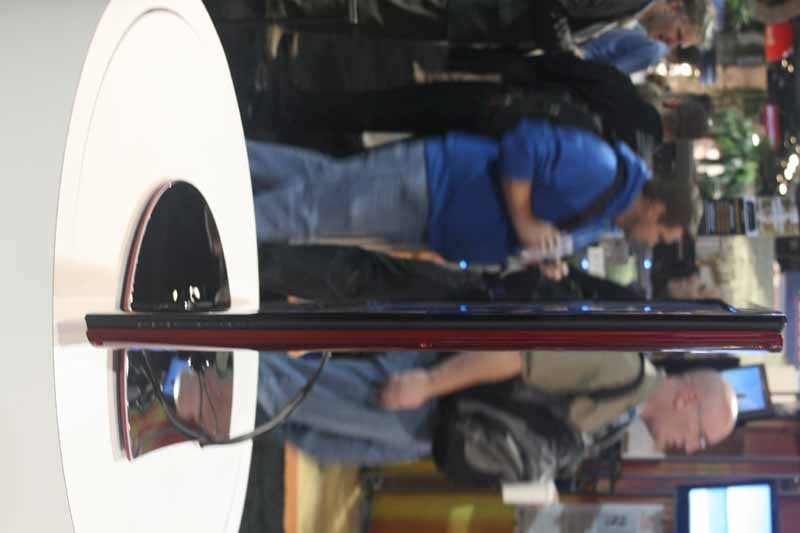 LG-thin-LCD.jpg