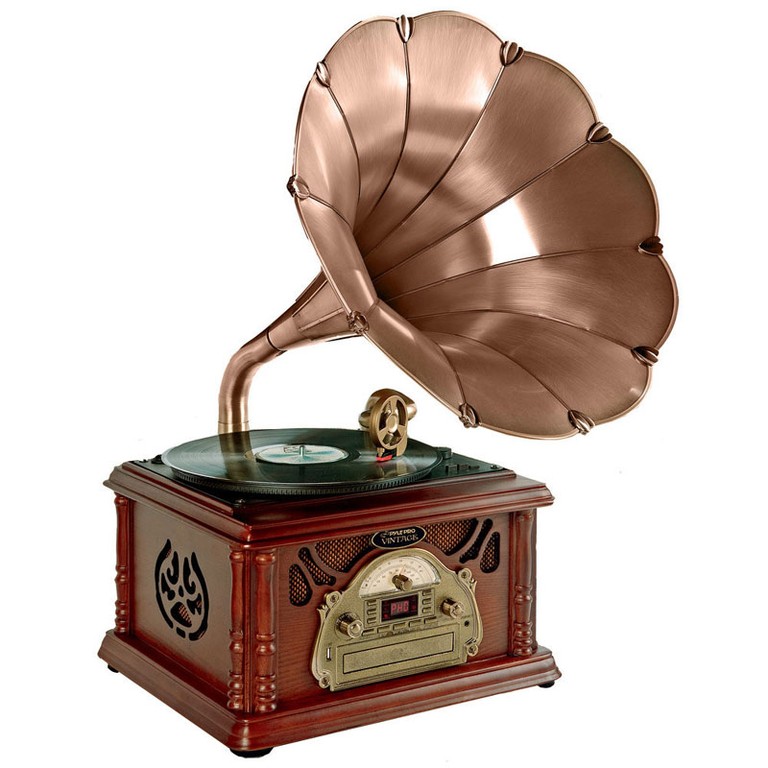 Phonograph with Horn