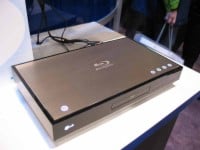 Blu-ray+Disc+Booth+Chock+Full+of+Units