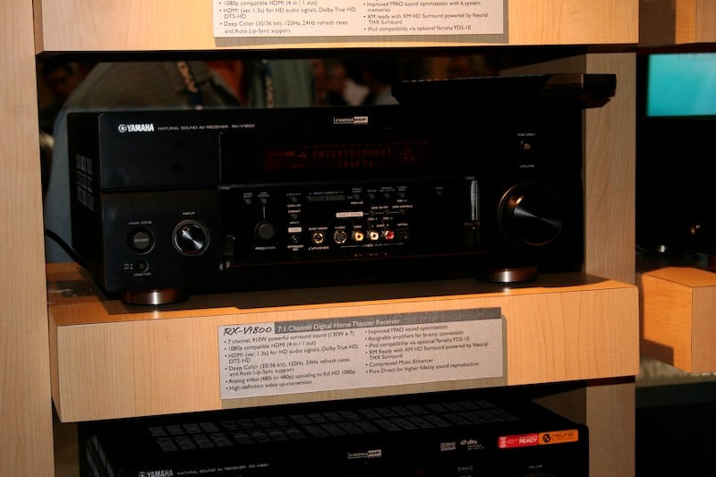 Yamaha RX-V1800 Receiver