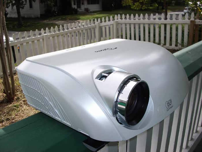 Optoma+HD81+DLP+Projector+Review