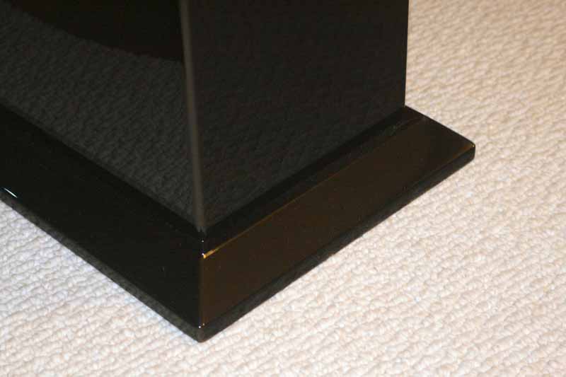 6T-front-footer.jpg