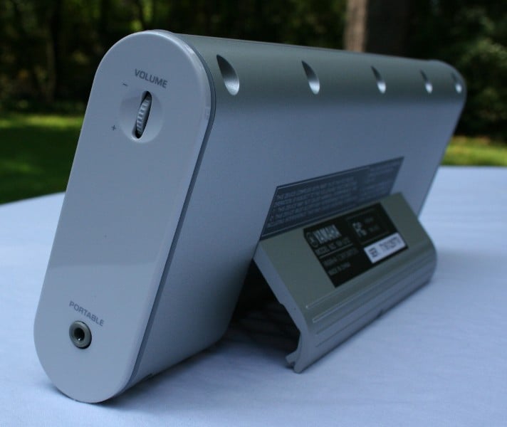 NX-U10_stand.JPG