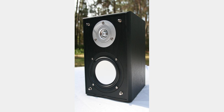 MCM Custom Audio 50-908 5.0 Speaker System Review