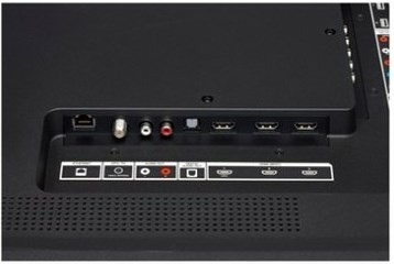 VIZIO M801d-A3 Inputs 1