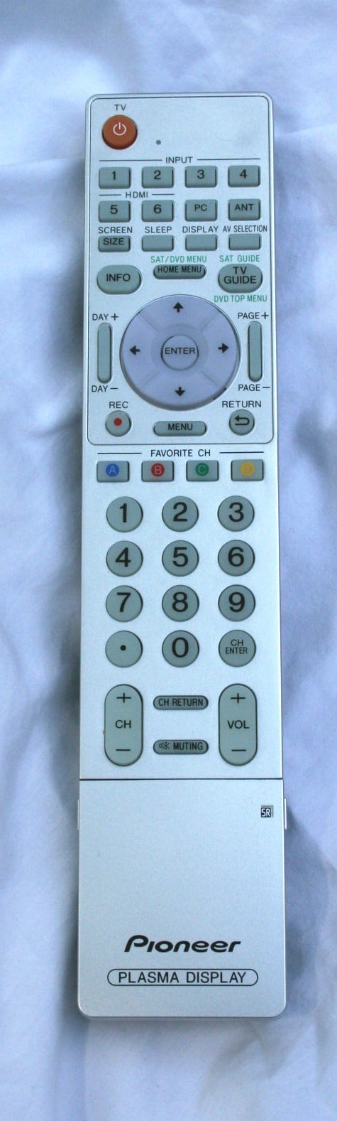 PDP-5070HD_Remote1.JPG
