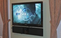 Samsung UN40B7000 40-inch HDTV