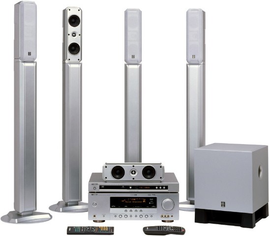 Yamaha YHT-685 Home Theater System