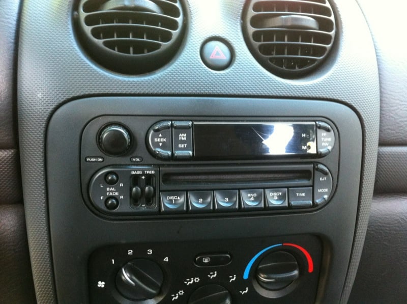 stock+Jeep+Liberty+radio