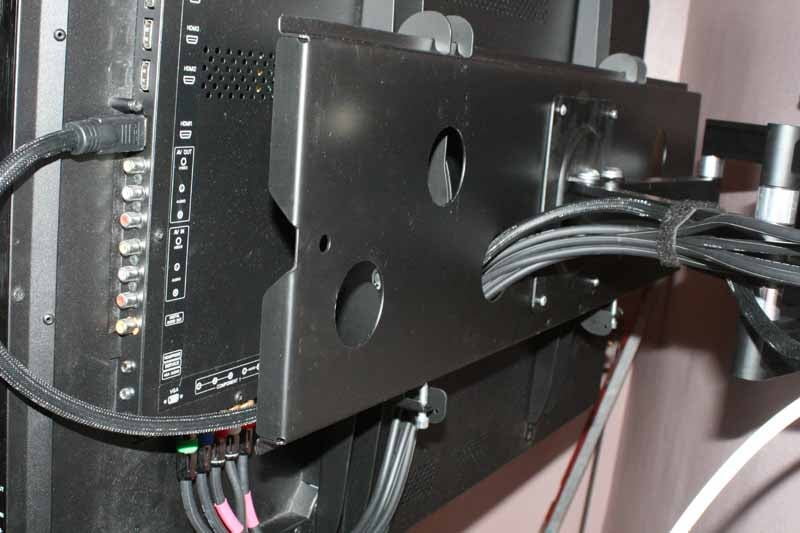 Mounting+Your+Flat+Panel+TV+on+Your+Wall+-+Part+One