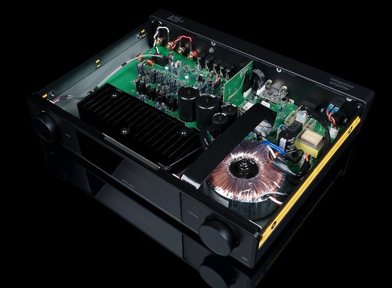 ARCAM A25+ inside