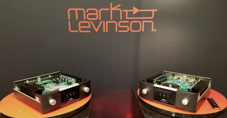Mark Levinson 5000 Series Integrated Amplifiers