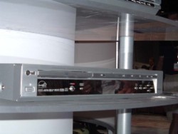 LG LST-3510A HDTV receiver/DVD player 