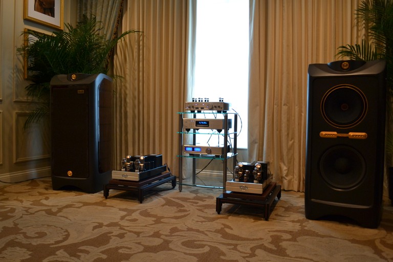 Cary Audio DAC-100t and DMC-600 Digital Music Center Preview