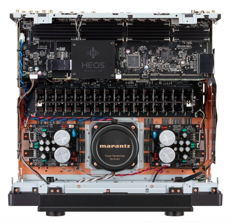 Marantz AV20 topless