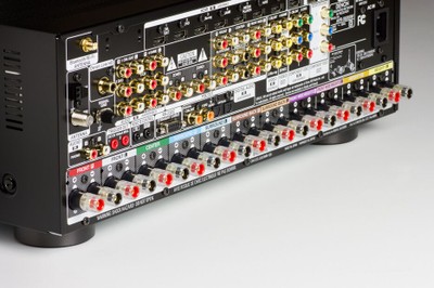 AVRX6200Wrear.jpg