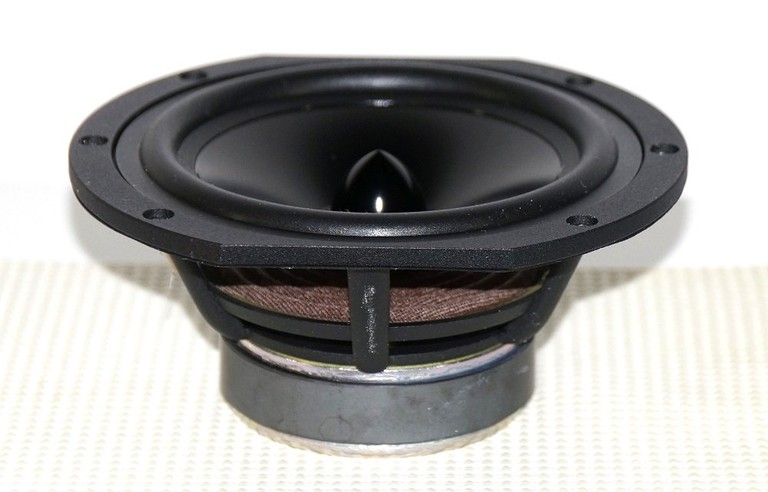 55ir woofer motor