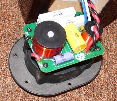 RBH SV-61R bookshelf speaker crossover.jpg
