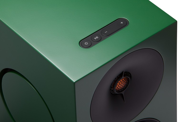 Cambridge_Speakers_LRM_Green_Detail1