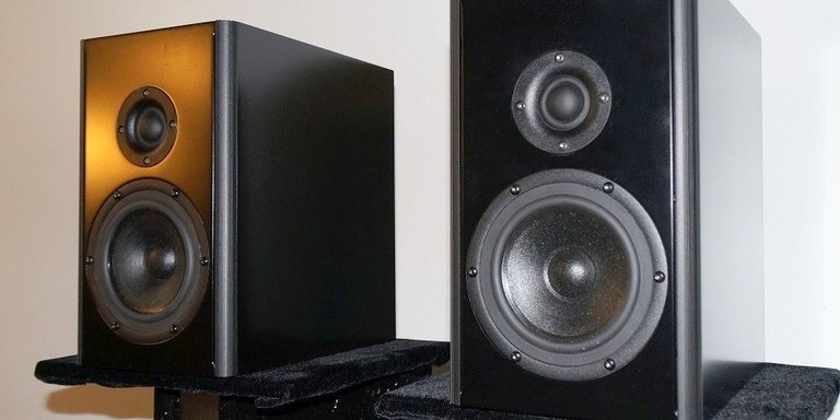 Outlaw Audio BLSv2 Bookshelf and LCRv2 Loudspeaker Review