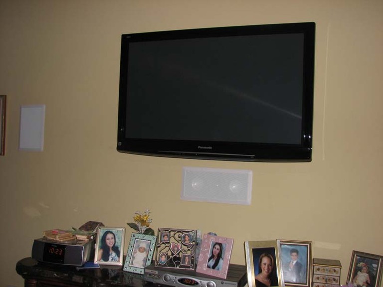 HDTV on-wall