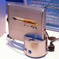 Portable MiniDisc Walkman
