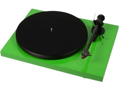 7-Pro-ject-Table-Green