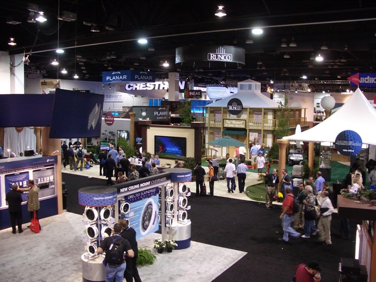 AVRant CEDIA 2007 Day 1: What time is it in Dina-land?