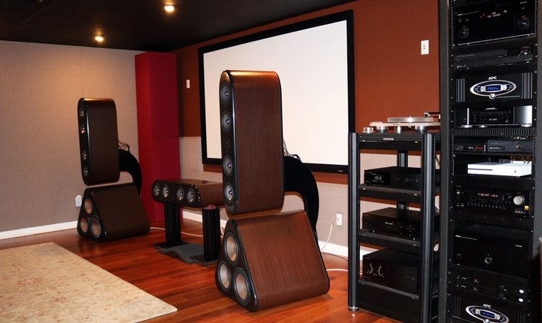 Audioholics Showcase Theater Room