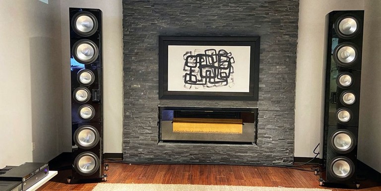 Why Won’t Audiophiles Add A HDTV To Their System?