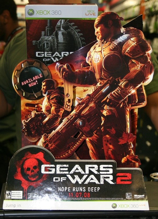 Undercover at the Gears of War 2 Midnight Event