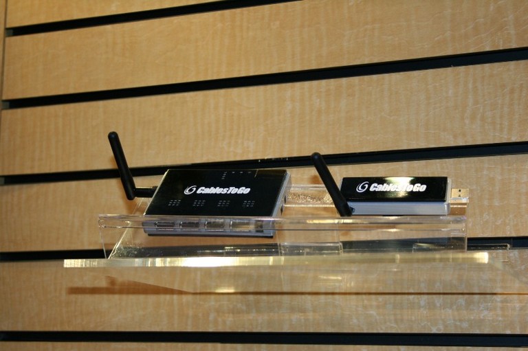 Cables To Go Wireless USB Hub Preview