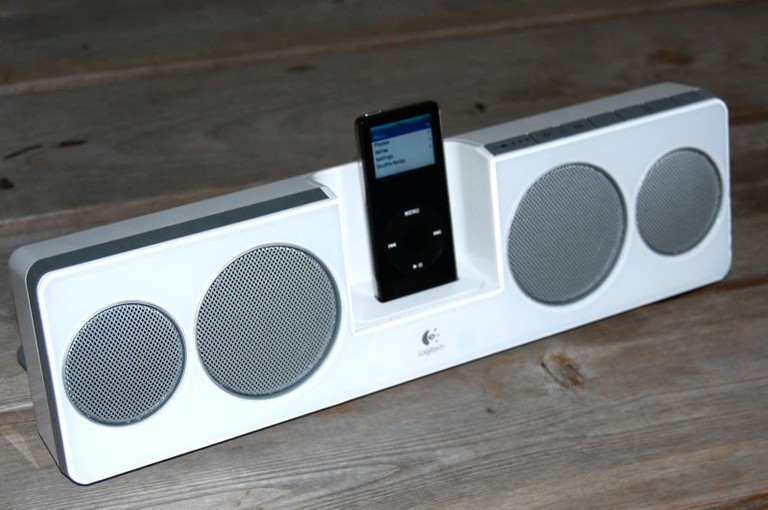 Logitech Pure-Fi Anywhere Compact Speakers for iPod Review