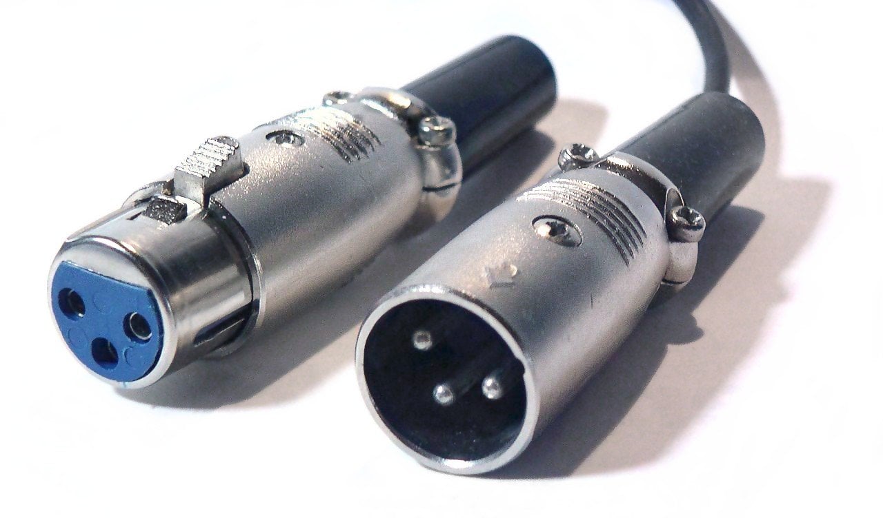 What is the difference between a phono cable and an interconnect cable? -  Discover our offers