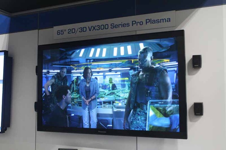 Panasonic TH-65VX300U Plasma Display Preview