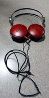 DXB03-headphones.JPG