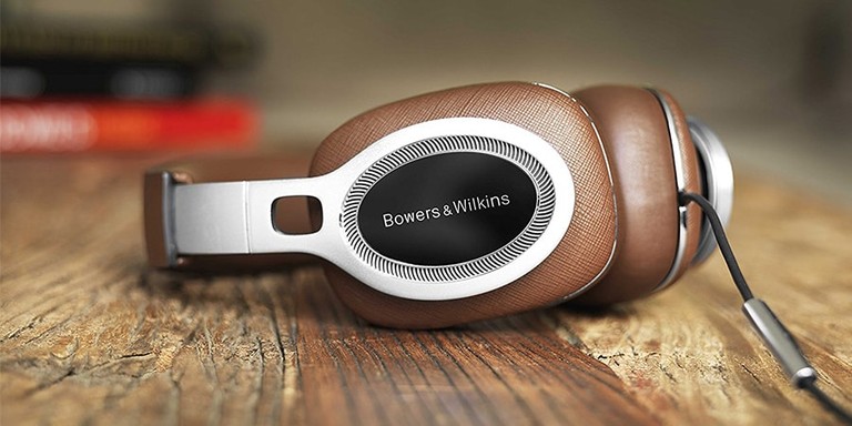 Bowers & Wilkins P9 Signature Hi-Fi Over-Ear Headphones Review