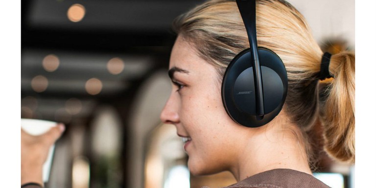 Bose Focuses On Innovative Tech With The Noise Cancelling Headphones 700