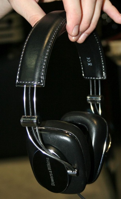 Bowers & Wilkins P7 Headphones Preview
