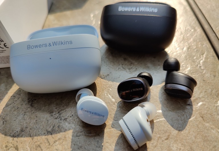 Bowers & Wilkins Pi8 & Pi6 Wireless IEM Review & Comparison