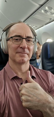 Gene w Bowers&Wilkins Px8 S2