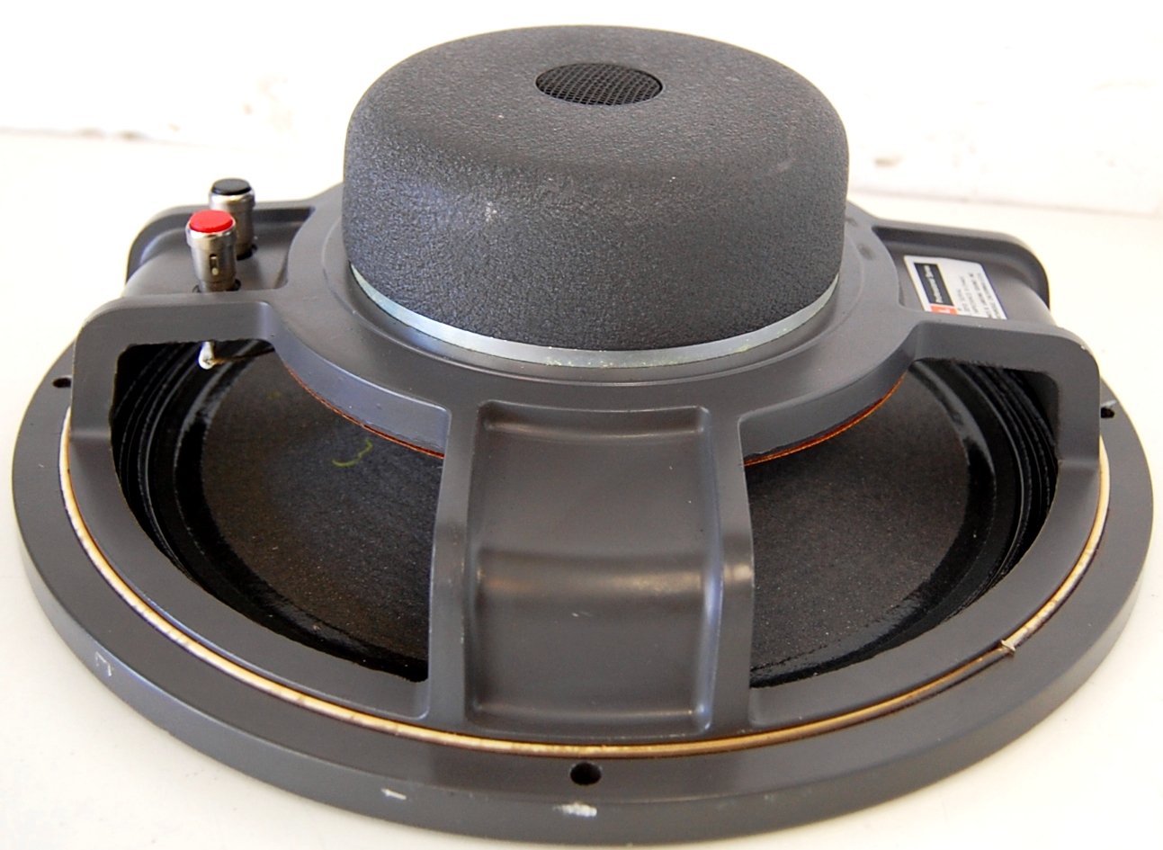 JBL 2213 Driver Full Screen Image | Audioholics