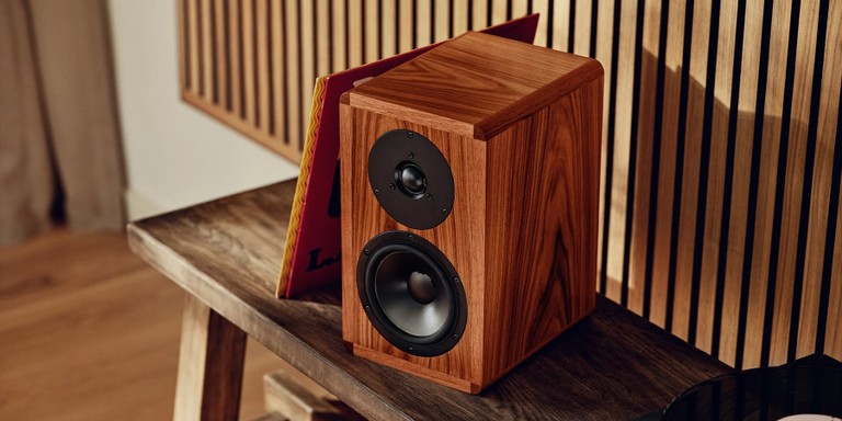 Dynaudio Legend bookshelf speaker