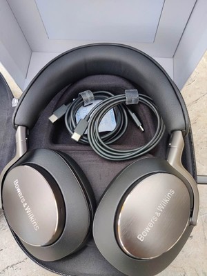 Px8 Open Case Contents