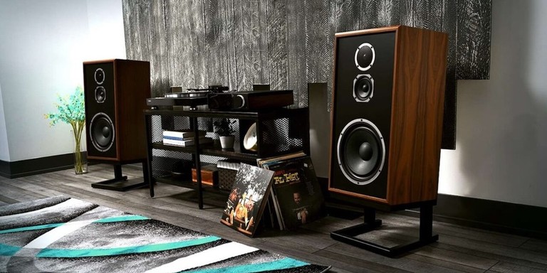 Victrola Acquires KLH Audio