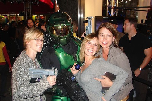 Chicks dig Master Chief?