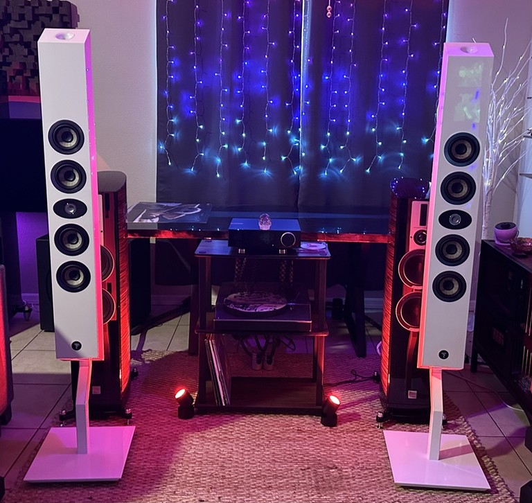 302 stands