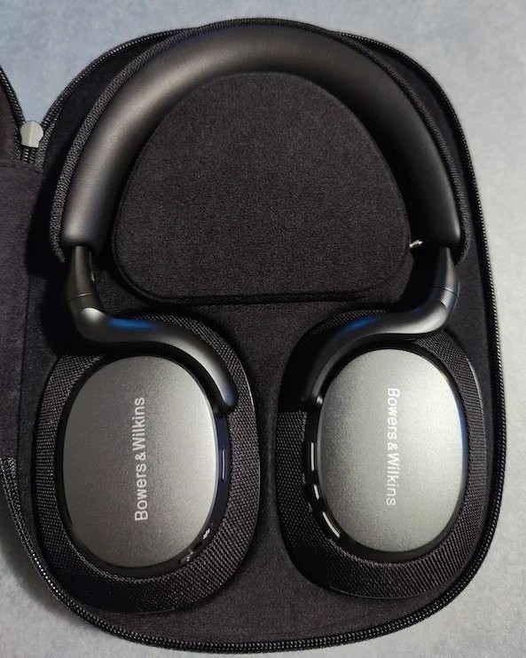 BW Px7 S3 headphones